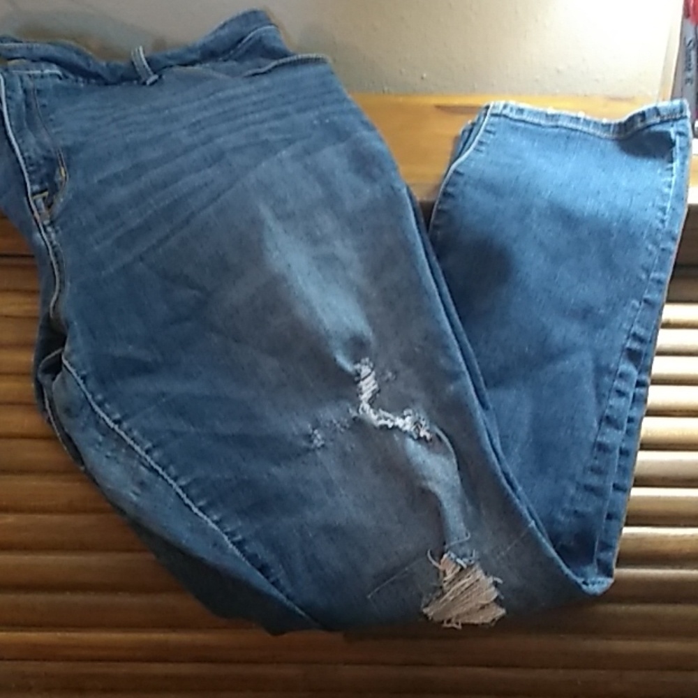 Ava & Viv distressed skinny jeans